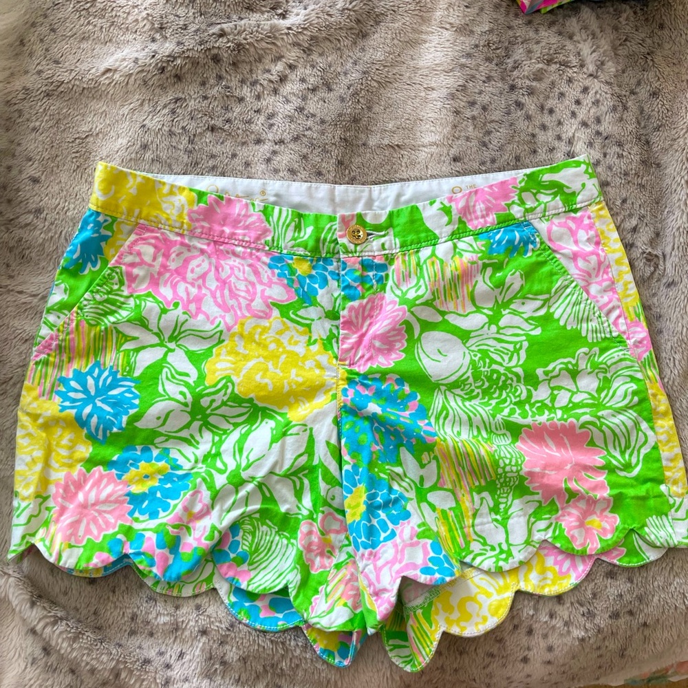 Lilly Pulitzer Scalloped Shorts - Buttercup 💐